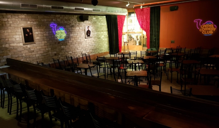 קאמל קומדי קלאב המועדון