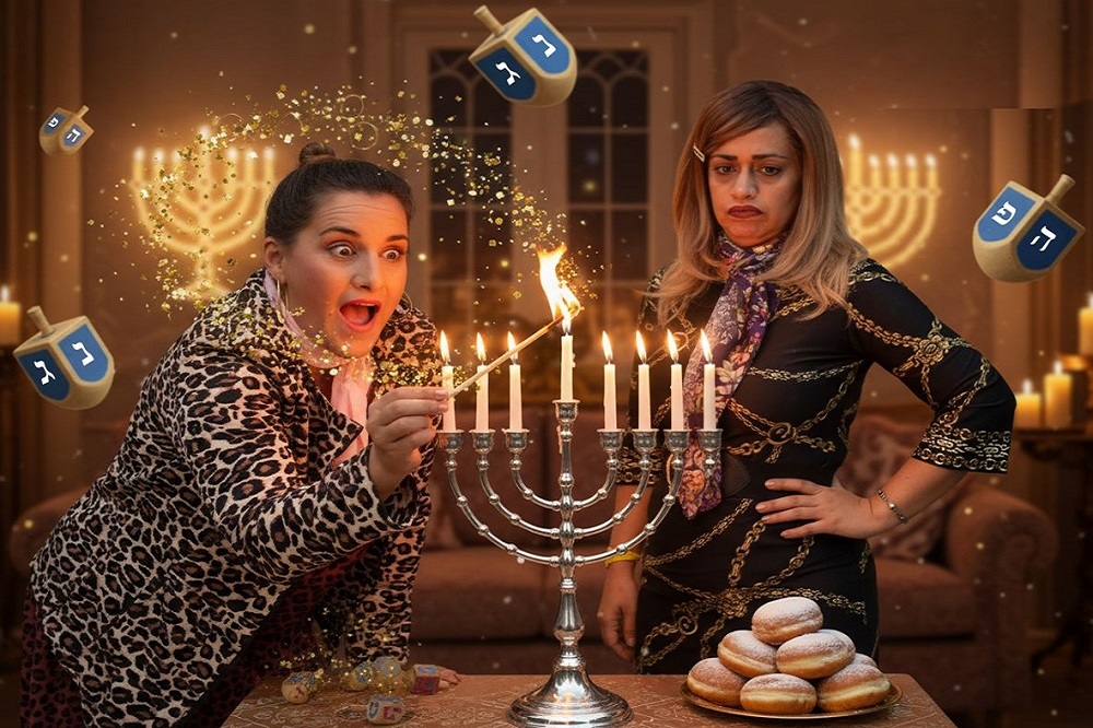 ירדנה מדליקה את שני שגב-מנשרי, מופע חנוכה חגיגי